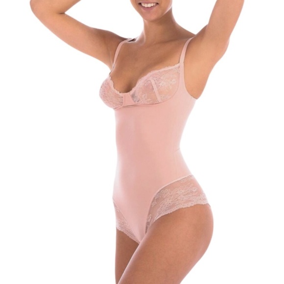 Body Beautiful Sexy Lace accent Shapewear NWT - Picture 8 of 9